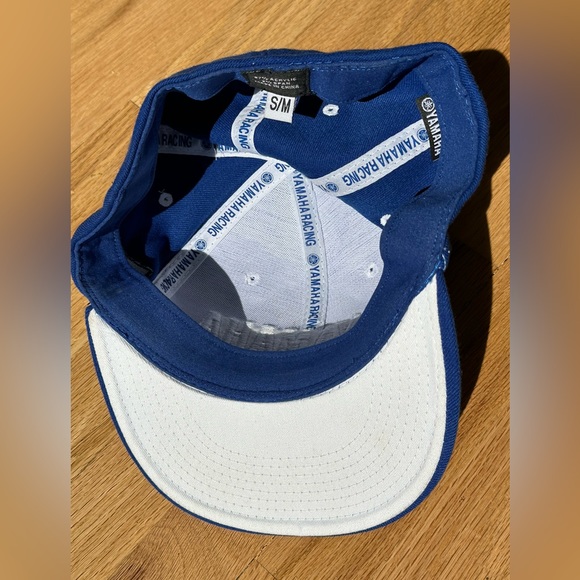 Yamaha Racing blue fitted ballcap S/M - Picture 6 of 6
